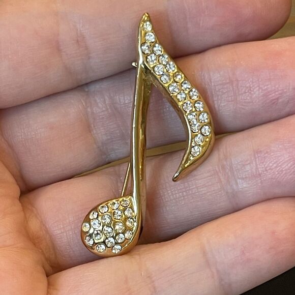 Vintage Brooch Pin Gold Tone Music Note With Clear Rhinestones Musical Kitsch - Picture 4 of 5